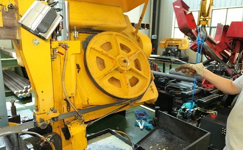 郁南金属带锯床的日常使用和保养注意事项！